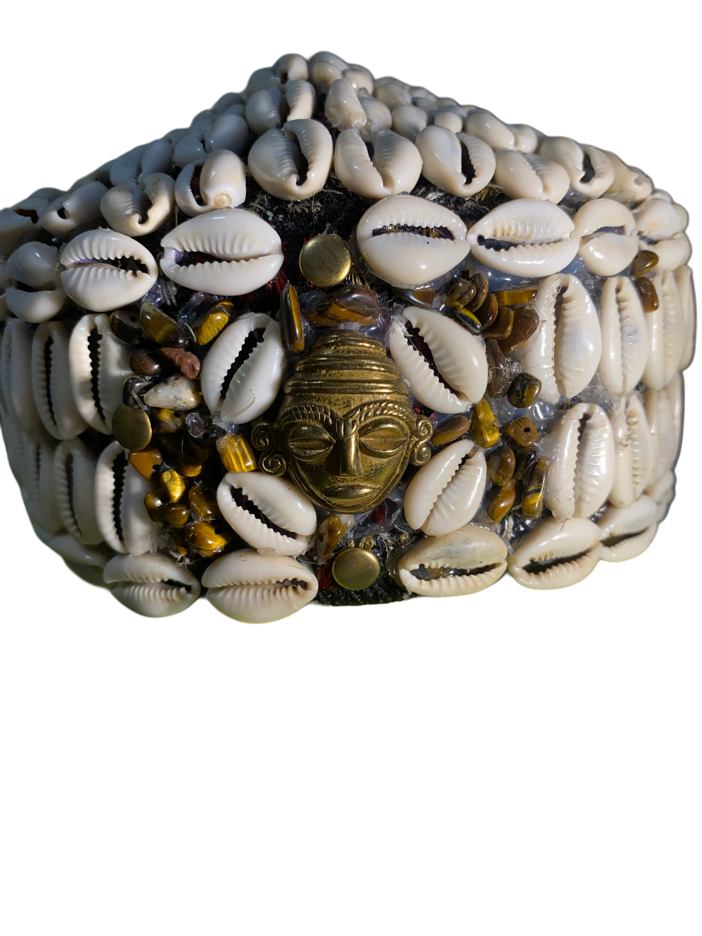 COWRIE CROWN
